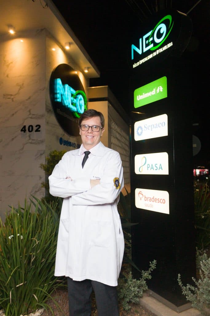 Dr. Fernando Fischmann Ferreira, oftalmologista